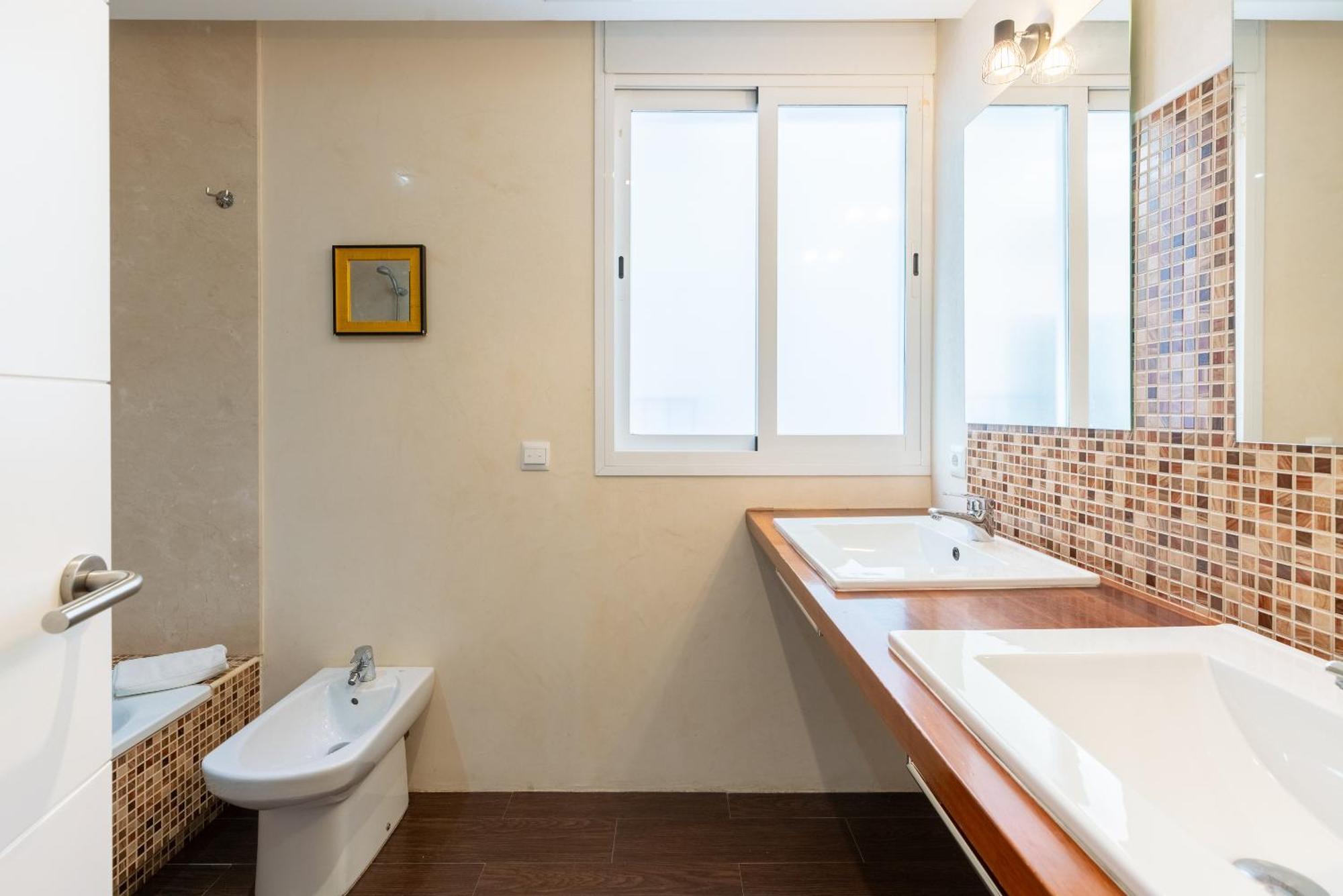 Veoapartment Alhondiga Segundo เซบีญา ภายนอก รูปภาพ
